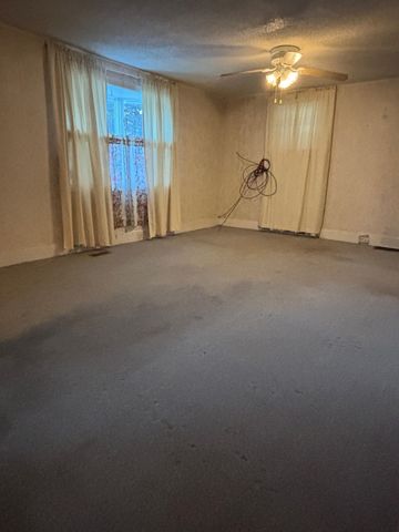 129 Grove Street, Poultney, VT 05764