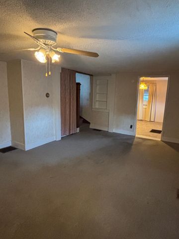 129 Grove Street, Poultney, VT 05764