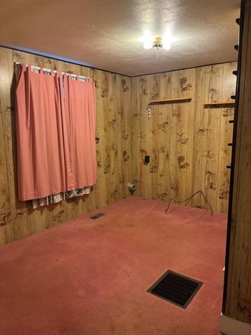 129 Grove Street, Poultney, VT 05764