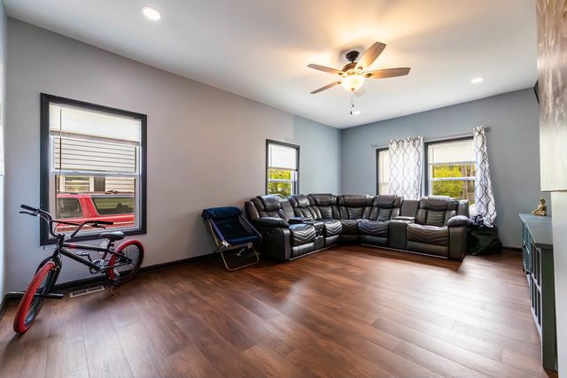 421 De Kalb Street, Sandwich, IL 60548
