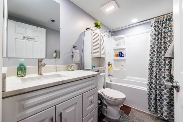 421 De Kalb Street, Sandwich, IL 60548