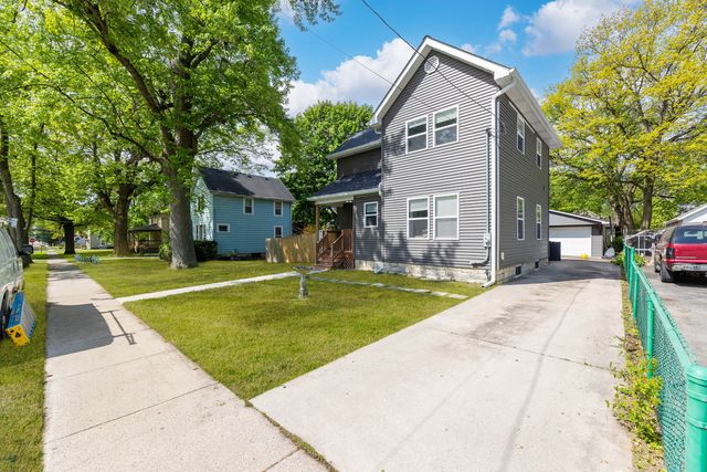 421 De Kalb Street, Sandwich, IL 60548