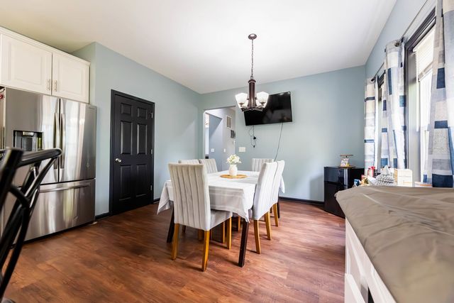 421 De Kalb Street, Sandwich, IL 60548