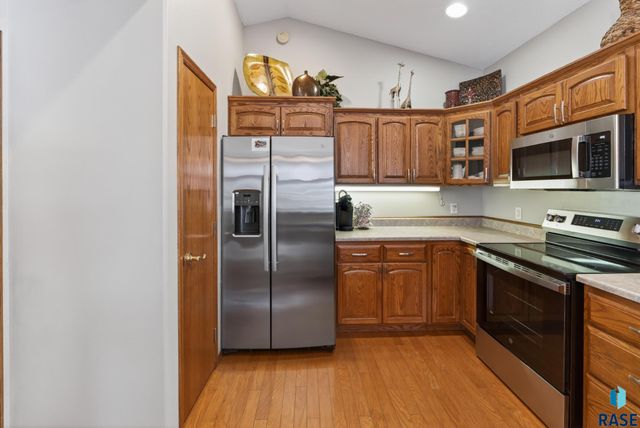 4840 S Samantha Dr Drive, Sioux Falls, SD 57106