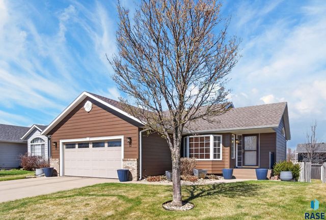 4840 S Samantha Dr Drive, Sioux Falls, SD 57106