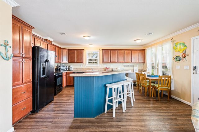 975 S Redfish, Crystal Beach, TX 77650