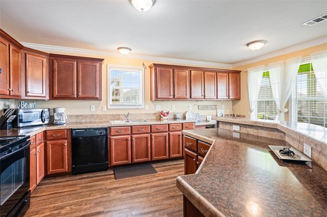 975 S Redfish, Crystal Beach, TX 77650