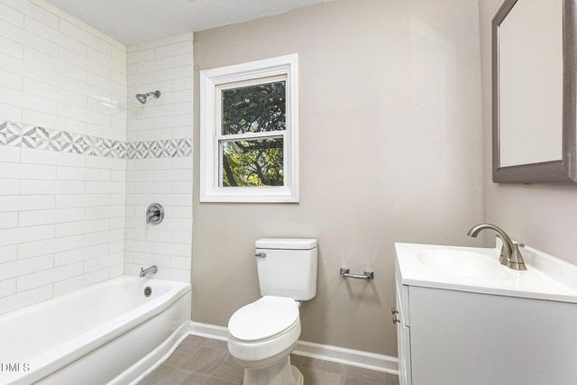 2714 George Owen Road, Fayetteville, NC 28306