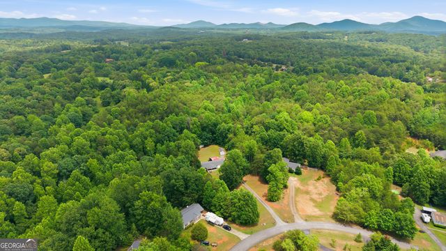372 Shenandoah Drive, Dahlonega, GA 30533
