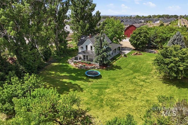 1811 W Greenhurst Rd, Nampa, ID 83686
