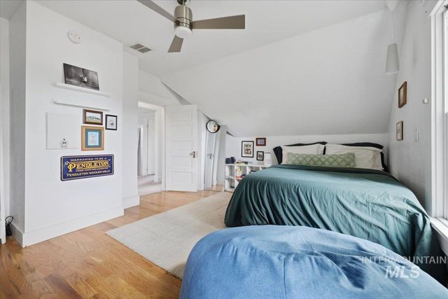 1811 W Greenhurst Rd, Nampa, ID 83686