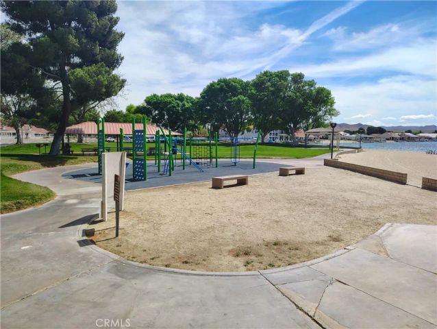 27160 Vista Rd 46, Helendale, CA 92342