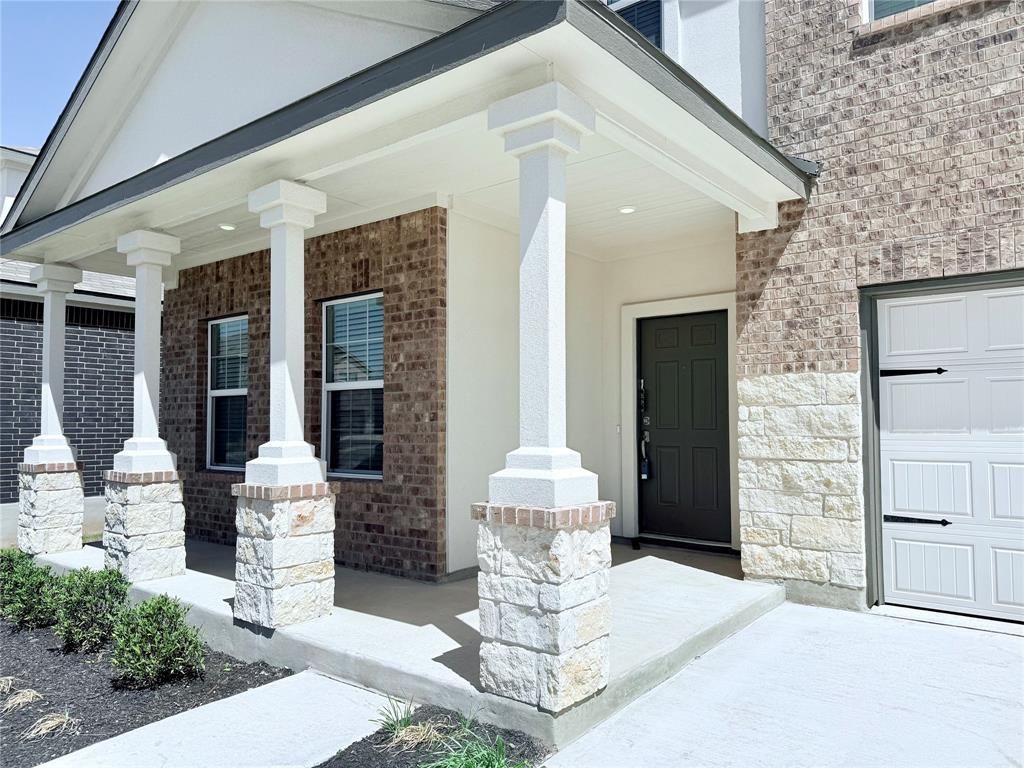 1220 Acorn Oak DR, Georgetown, TX 78628
