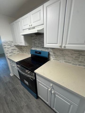 341 Silver Beach Road 343, Riviera Beach, FL 33403