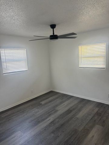 341 Silver Beach Road 343, Riviera Beach, FL 33403