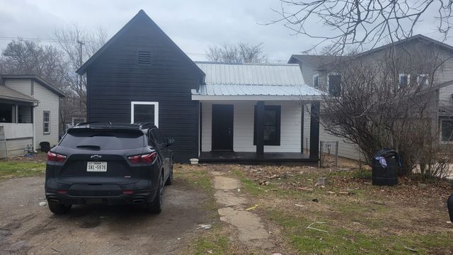 309 W Hull Street, Denison, TX 75020