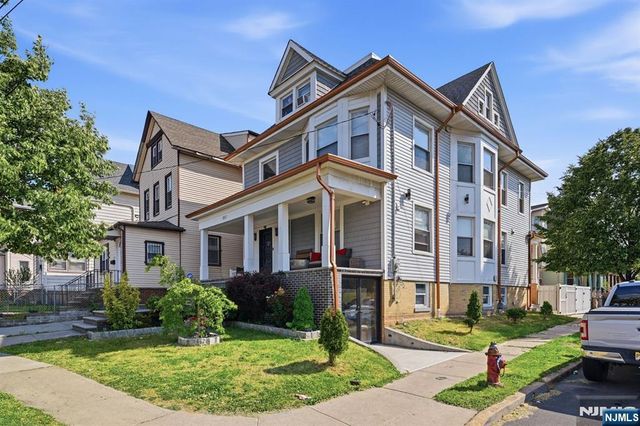 334 1st Avenue, Elizabeth, NJ 07206