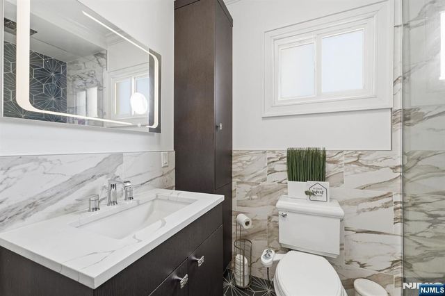334 1st Avenue, Elizabeth, NJ 07206