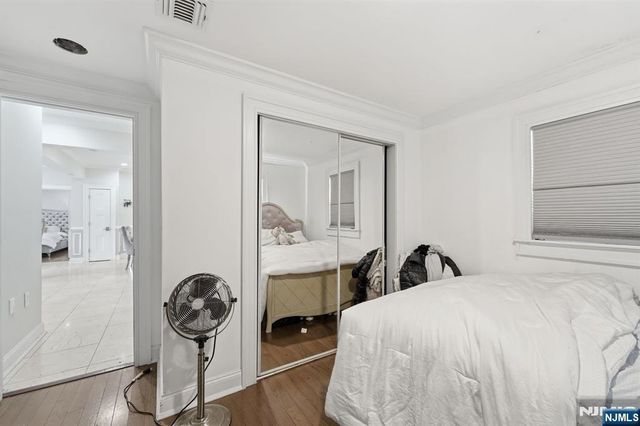 334 1st Avenue, Elizabeth, NJ 07206