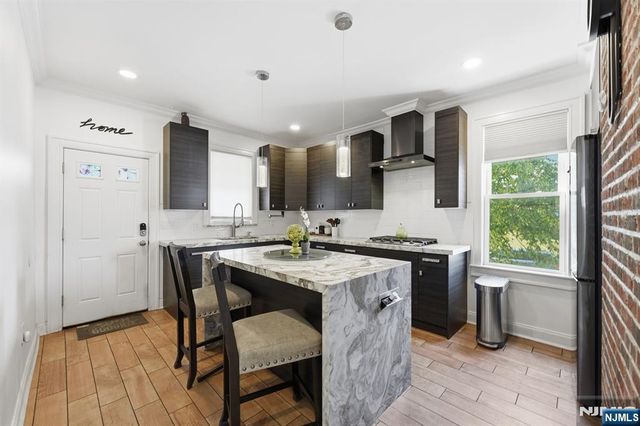 334 1st Avenue, Elizabeth, NJ 07206