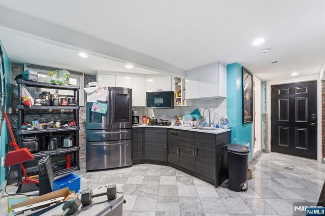 334 1st Avenue, Elizabeth, NJ 07206