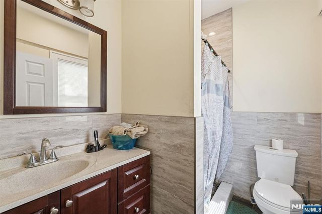 334 1st Avenue, Elizabeth, NJ 07206