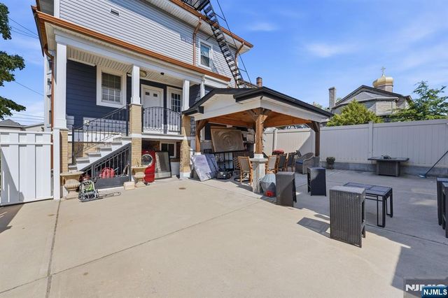 334 1st Avenue, Elizabeth, NJ 07206