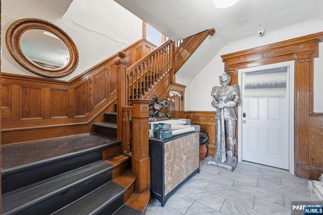 334 1st Avenue, Elizabeth, NJ 07206