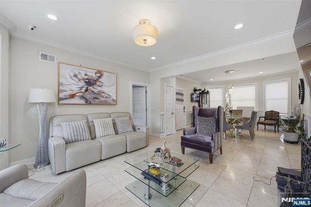 334 1st Avenue, Elizabeth, NJ 07206