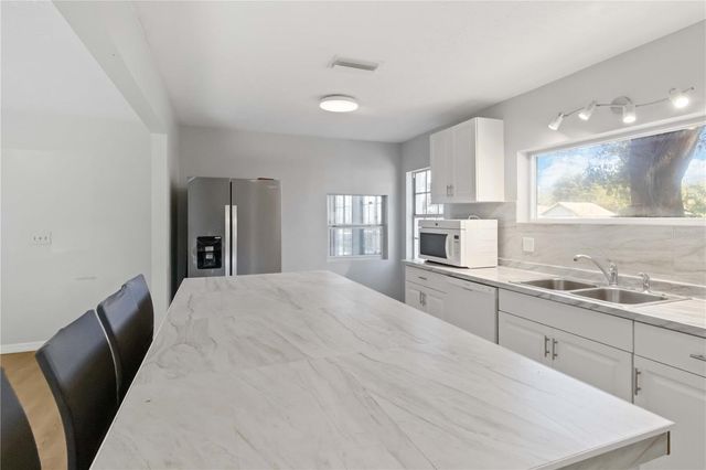 4126 TEMPLE HEIGHTS ROAD, Tampa, FL 33617