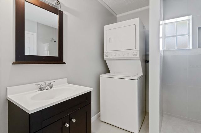 4126 TEMPLE HEIGHTS ROAD, Tampa, FL 33617