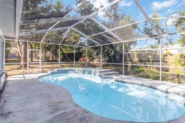 4126 TEMPLE HEIGHTS ROAD, Tampa, FL 33617