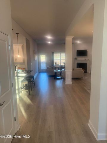 193 Seashore Street, Grimesland, NC 27837