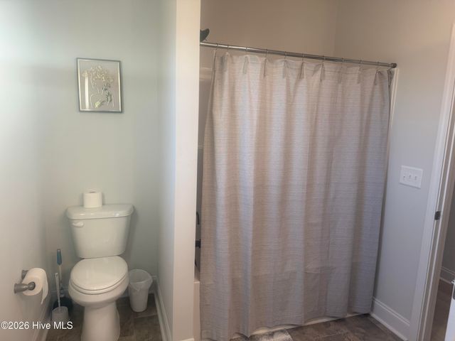 193 Seashore Street, Grimesland, NC 27837