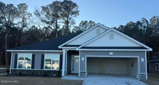193 Seashore Street, Grimesland, NC 27837