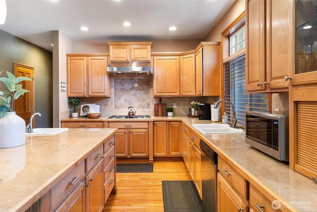 7519 184th Street NW, Stanwood, WA 98292