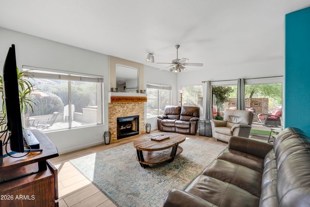 1241 E CAPTAIN DREYFUS Avenue, Phoenix, AZ 85022