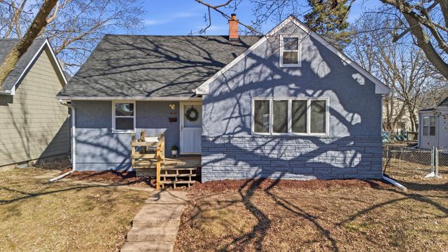 1031 Burgess Street, Saint Paul, MN 55103