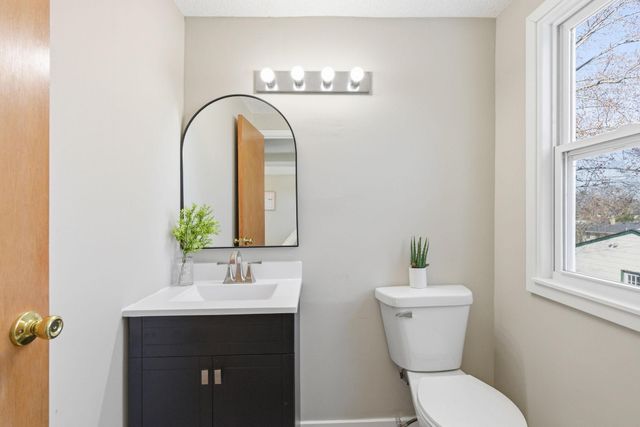 1031 Burgess Street, Saint Paul, MN 55103