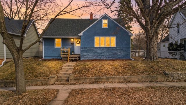 1031 Burgess Street, Saint Paul, MN 55103
