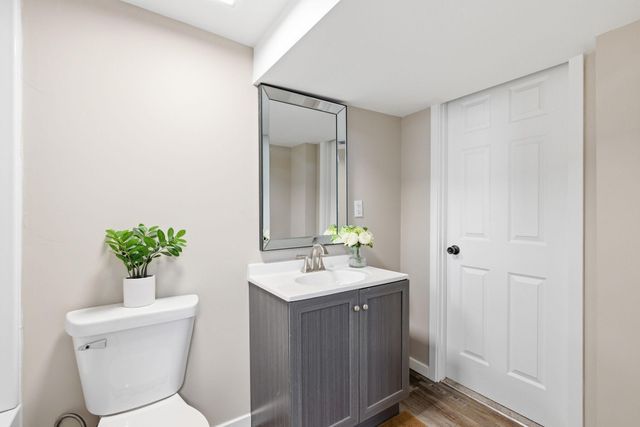 1031 Burgess Street, Saint Paul, MN 55103