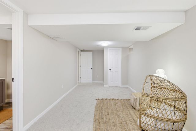 1031 Burgess Street, Saint Paul, MN 55103