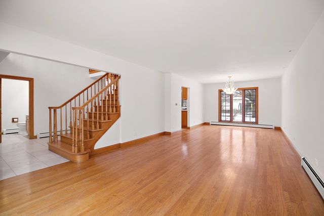 13332 S 88th Avenue, Orland Park, IL 60462