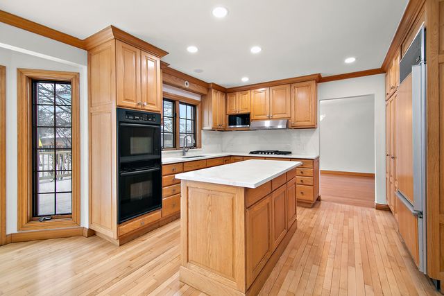 13332 S 88th Avenue, Orland Park, IL 60462