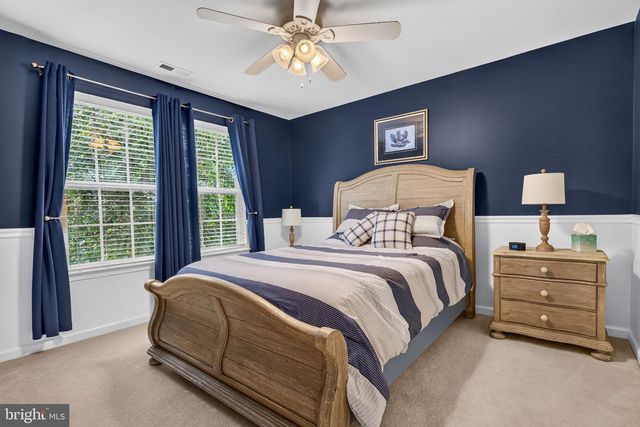 414 ARNOLD DR, Florence, NJ 08518