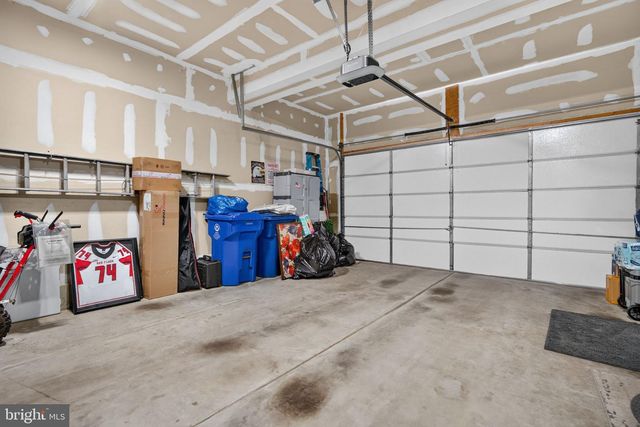 414 ARNOLD DR, Florence, NJ 08518