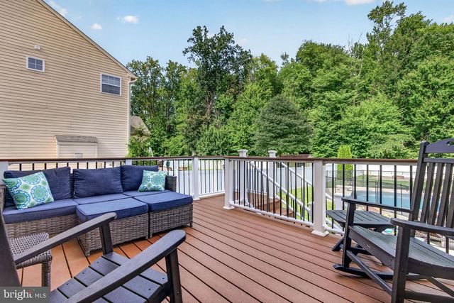 414 ARNOLD DR, Florence, NJ 08518