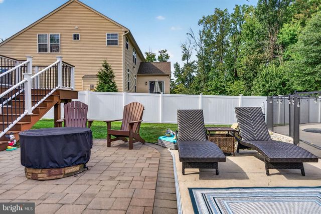 414 ARNOLD DR, Florence, NJ 08518
