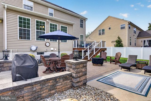 414 ARNOLD DR, Florence, NJ 08518