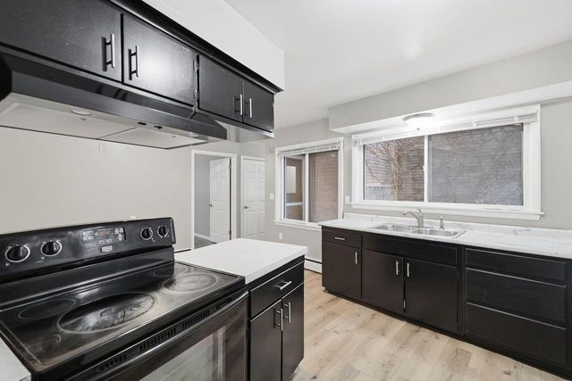 1718 Poplar AVENUE, South Milwaukee, WI 53172